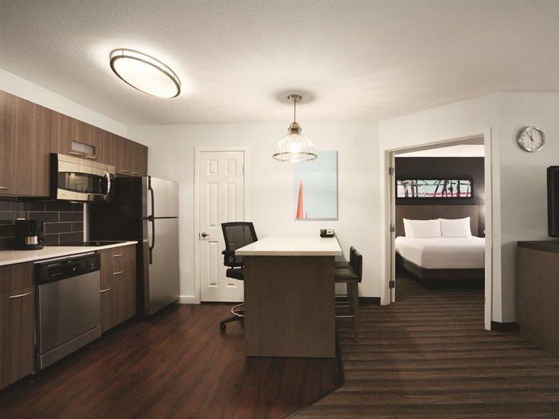 Hyatt House Pleasant Hill Hotel Bagian luar foto